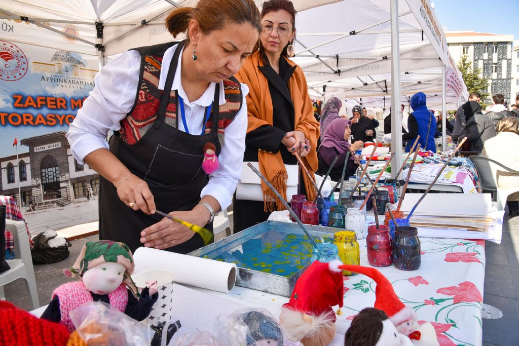 3. Marifetli Hanımlar pazarı açıldı