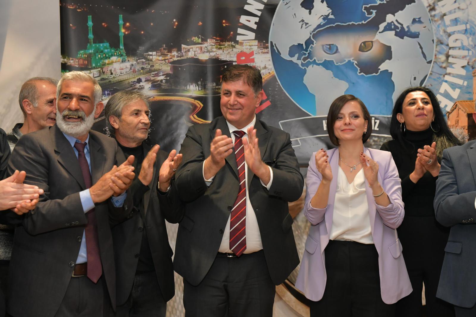 CHP’li Cemil Tugay: Öyle çalışacağım ki insanlar 50 yıl konuşsun istiyorum