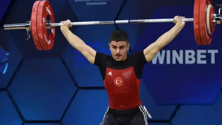 MİLLİ HALTERCİMİZ KAAN KAHRİMAN AVRUPA ŞAMPİYONASI OLDU