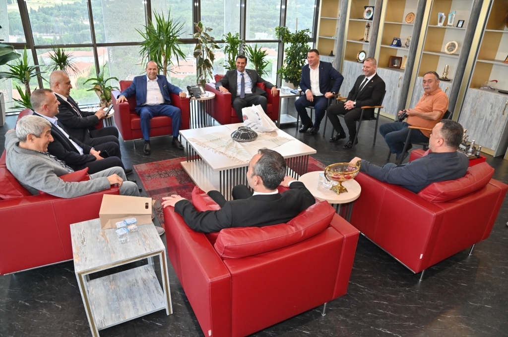 BAŞKAN ZEYREK, SENDİKA TEMSİLCİLERİNİ AĞIRLADI