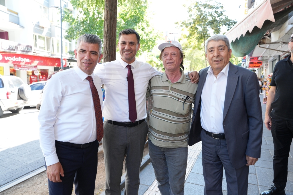 Başkan Ferdi Zeyrek : ''Örnek belediyeciliğin nasıl yapılacağını herkese gösteriyoruz''