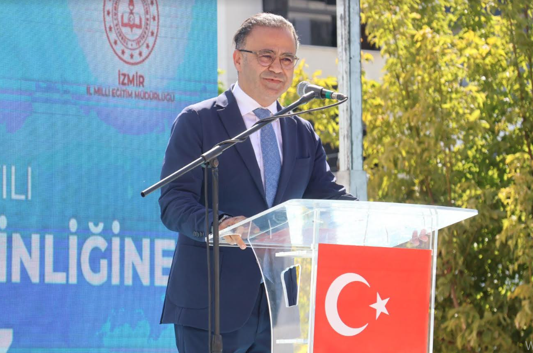 İzmir’de 2024-2025 Eğitim Öğretim Yılı Coşkuyla Başladı
