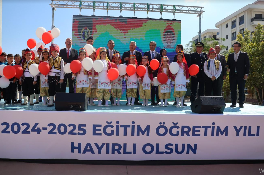 İzmir’de 2024-2025 Eğitim Öğretim Yılı Coşkuyla Başladı