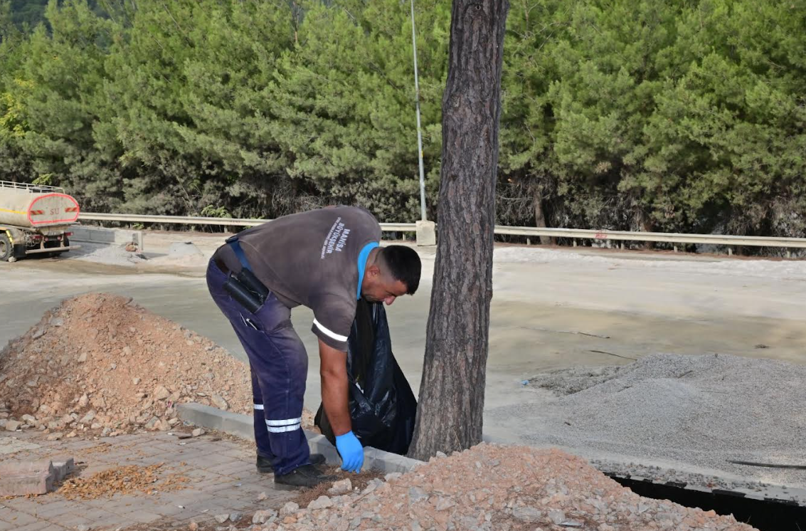 Gönüllülerden çevre temizliği Kıvılcımı