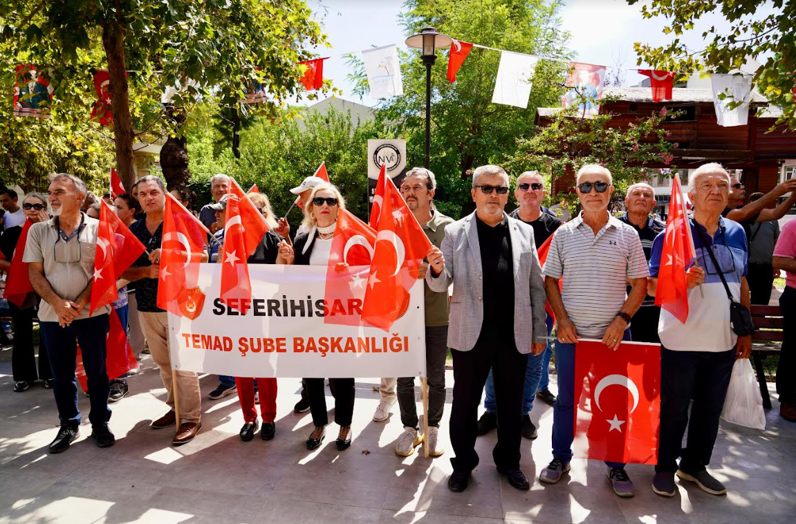 Seferihisar doğum gününü kutluyor