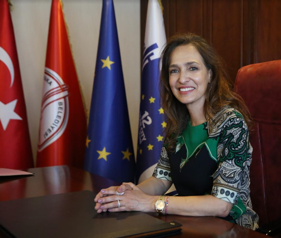 Karşıyaka Belediyesi çocukların spor yaşamına ışık oluyor