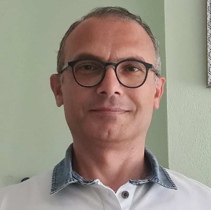 Akay Durulgan, Yeni Eseriyle İzmir Yazarlar Kooperatifi (İZYAKO) Ailesine Katıldı