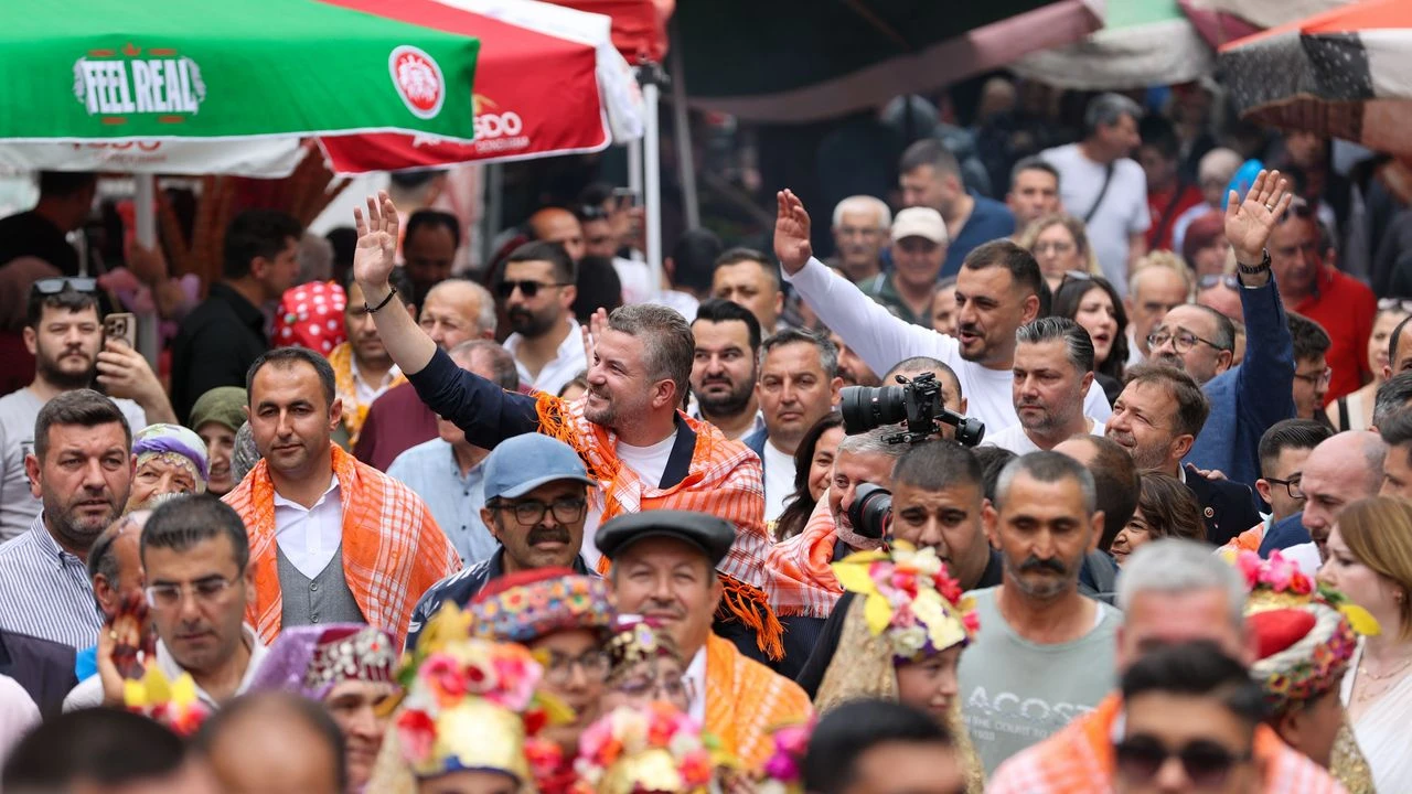 İzmir'de coşku dolu festival: Yörük kültürü Buca'da yaşatıldı