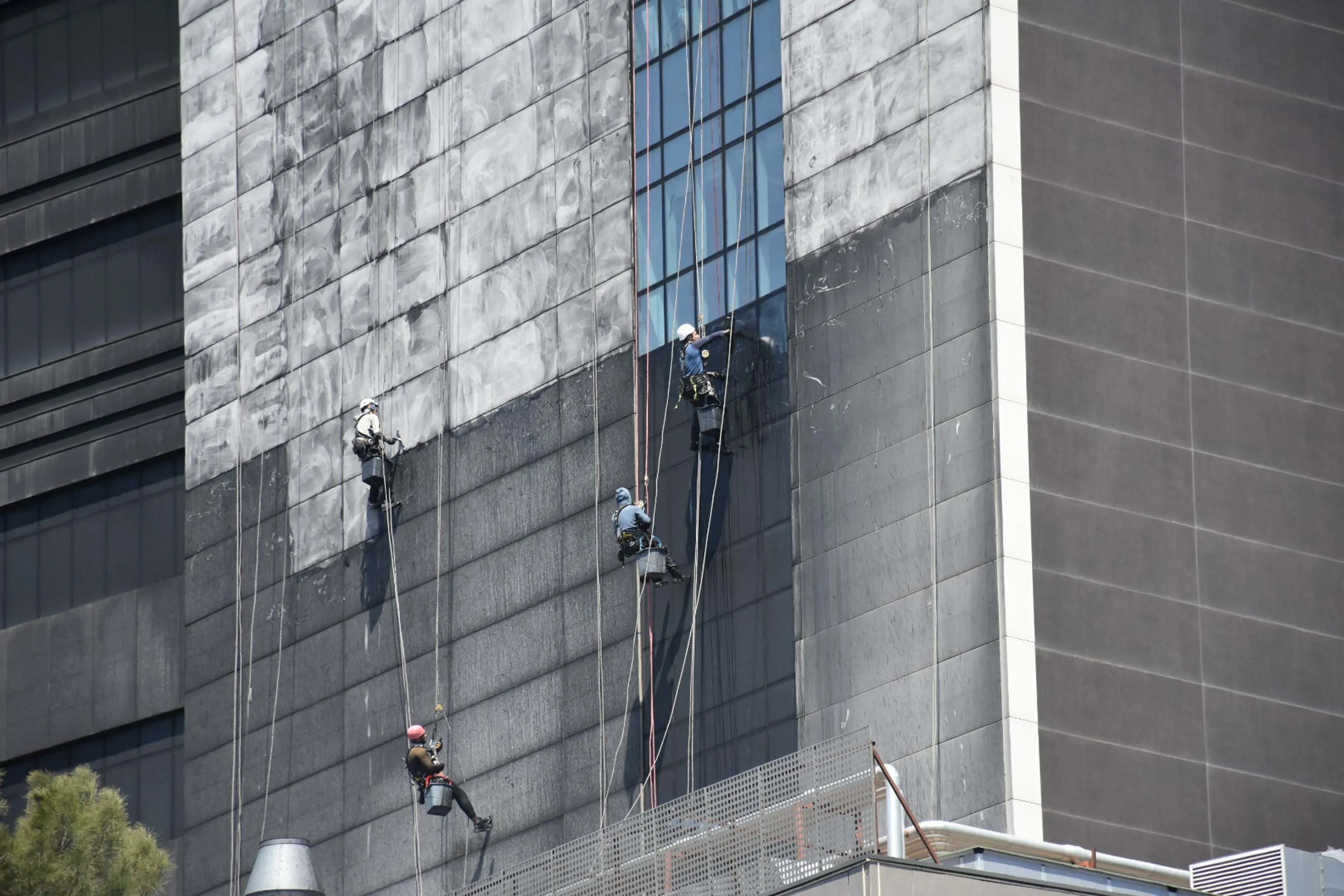 İzmir'deki yangın sonrası manzara: Büyük hasar!