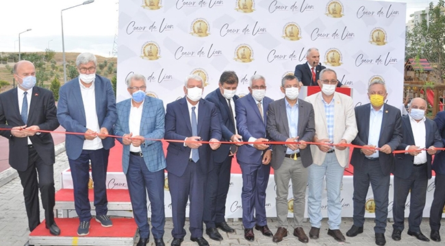 Karşıyaka’ya renk getirdiler