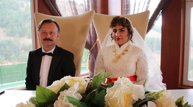 ÜNLÜ OYUNCULAR ÇEKİMLERDE "CAG KEBABI" İLE KİLO ALDI!
