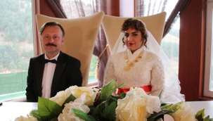 ÜNLÜ OYUNCULAR ÇEKİMLERDE
