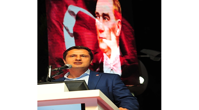 YÜCEL’DEN ÇARPICI 10 KASIM MESAJI