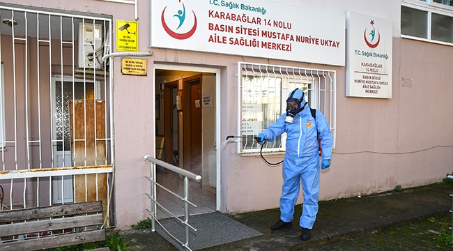 Aşı merkezlerini de dezenfekte ediyor