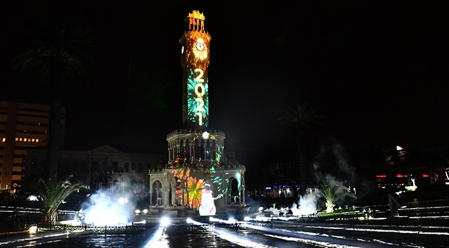 İzmir’de çevrimiçi yılbaşı coşkusu