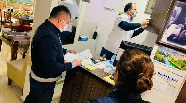 Buca Zabıtası pazar yerleri ve işletmelerde denetimi sıkılaştırdı