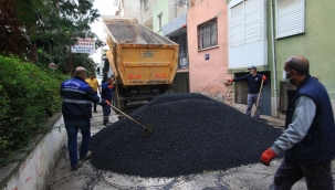 Bayraklı'nın sokakları yenileniyor
