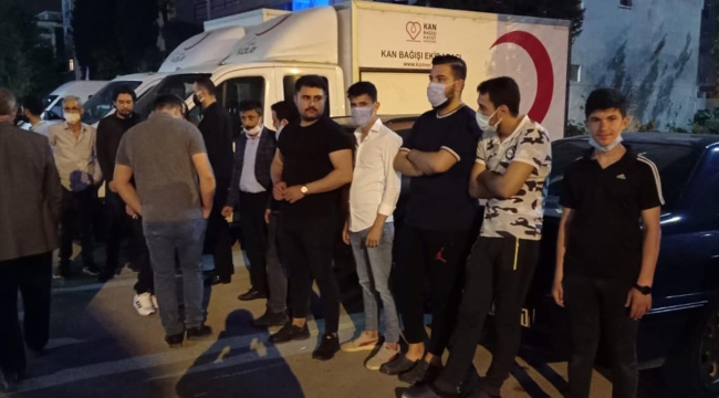 Kanımızla ve Canımızla Yanlarındayız