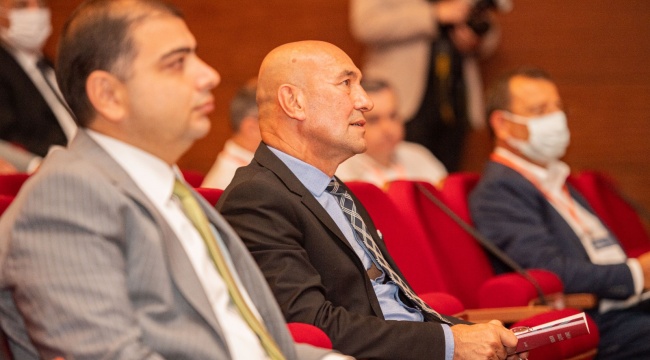 Soyer: İzmir Vakfı Türkiye&#039;ye örnek olacak bir imece modeli