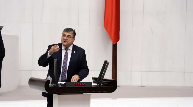 Milletvekili Sındır, “İzmir’de kent yaşamı yeni tehditler altında!”