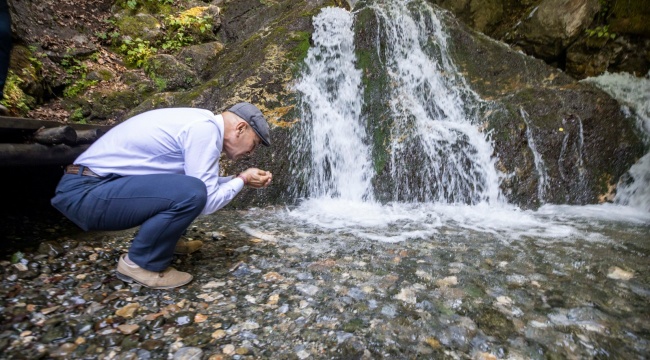 Soyer, Murat Dağı&#039;ndan seslendi: “Bu hayat kaynağını tahrip etmeye kimsenin hakkı yok”