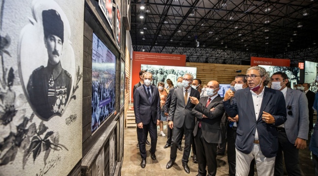 Başkan Soyer İzmirlileri İstiklal Sergisi’ne davet etti