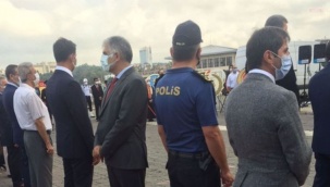 CHP'li başkan Ali Narin'den 30 Ağustos töreninde protesto