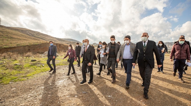 İzmir'in 'Acil Çözüm' ekipleri sahada: 4 ilçe ve 16 mahalle geride kaldı sıra Bayraklı'da!