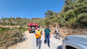 Karşıyaka Belediyesi dayanışma için yangın bölgesinde