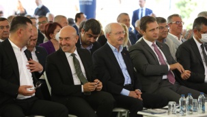 CHP Lideri Kılıçdaroğlu İzmir'deki Fütürizm Çalıştayı'nda konuştu: "Üniversiteler gerçek anlamda birer üniversite mi?"