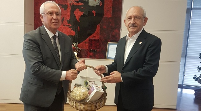Karabağlar Belediyesi'nden Kılıçdaroğlu'na Temel Atma Daveti
