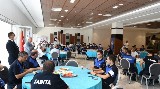 Karabağlar'da zabıtaya 195. yıl kutlaması