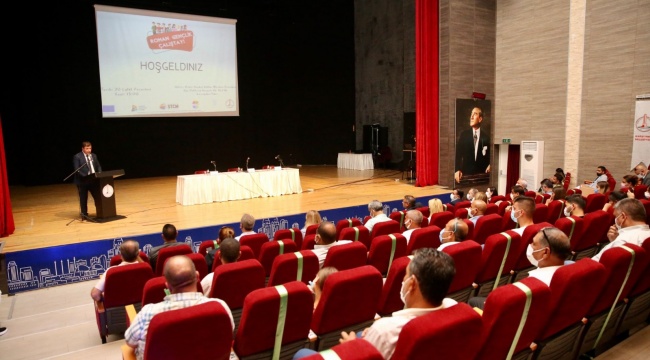 Karşıyaka Belediyesi'nden Roman Gençlik Çalıştayı