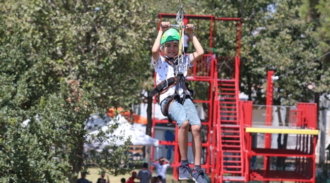 Karşıyaka’da “Macera Parkı” ziyaretçilerini bekliyor