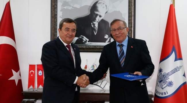 Konak Belediyesi ve Adana Seyhan Belediyesi kardeş şehir oldu