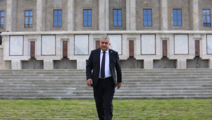 Bedri Serter'den Dünya Gazeteciler Günü Mesajı