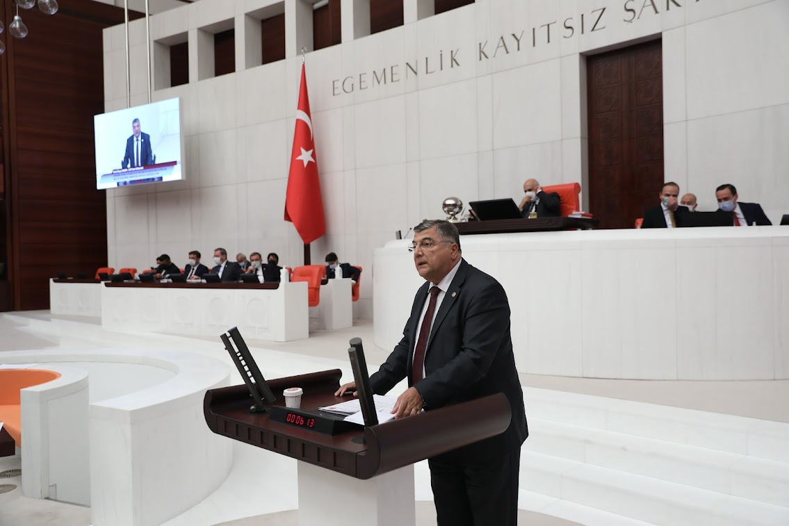 CHP'li Sındır,"AKP iktidarında çiftçilerin borcu 83 kat, vatandaşın borcu 139 kat arttı"