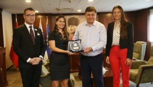 “İş’te Dijital Kadınlar” projesi