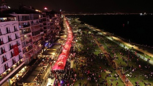İzmir'de Cumhuriyet Bayramı Rüzgarı