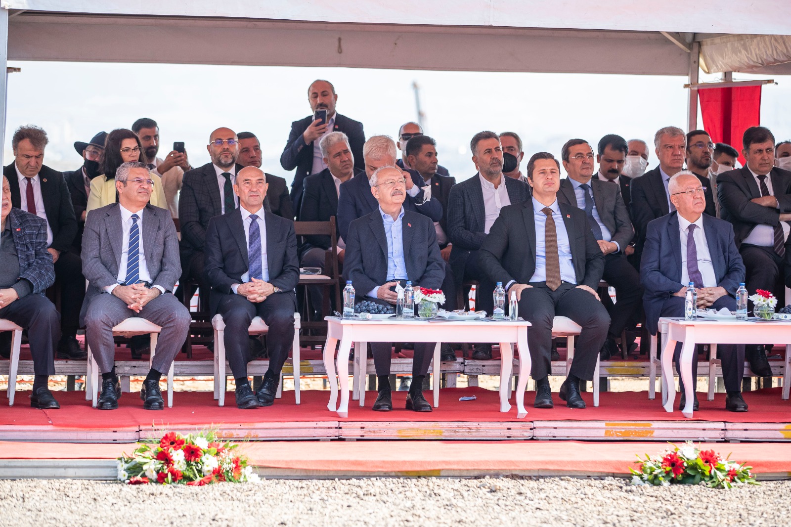 Kılıçdaroğlu: &quot;Başkanlarımız İzmir’in hizmetindedir&quot;