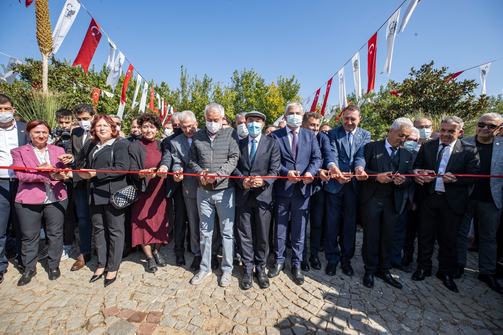 Ödemiş Süs Bitkileri Fidancılık Sergisi Başladı