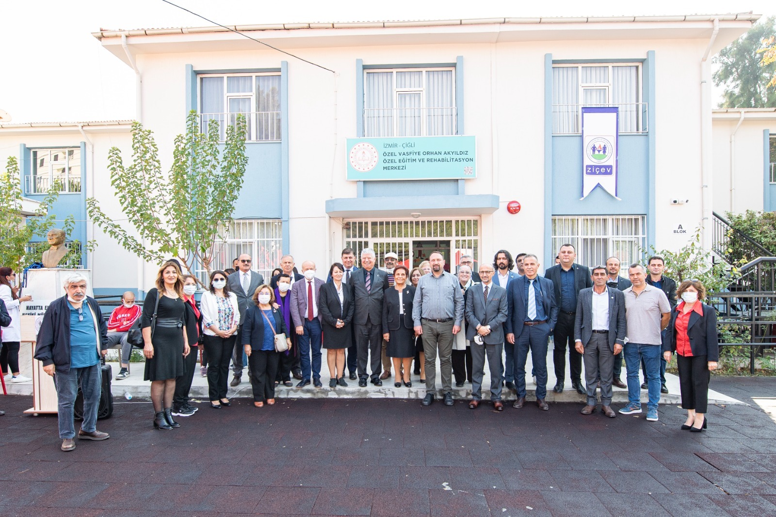 Özel Çocuklara İzmir'den Özel İlgi