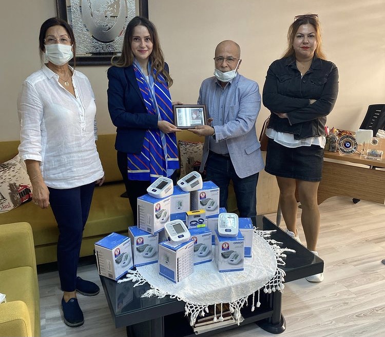 Rotary Kulubü'nden Dr. Behçet Uz Çocuk Hastanesine Yardım Etkinliği