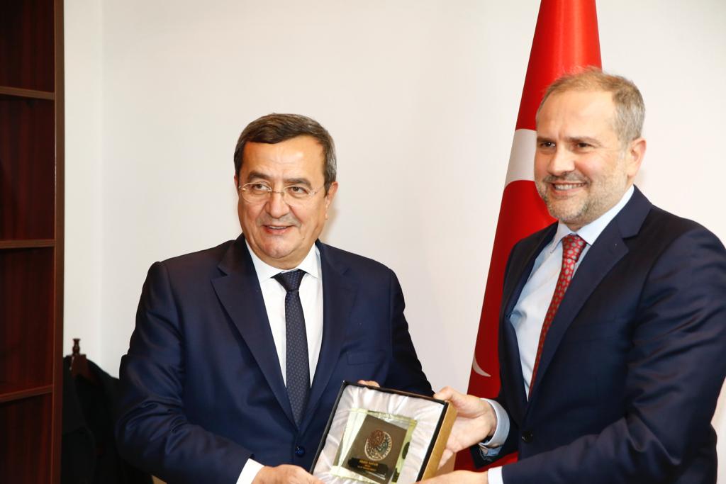 Batur: "Kardeşlik ilişkilerini pekiştirmek için geldik”