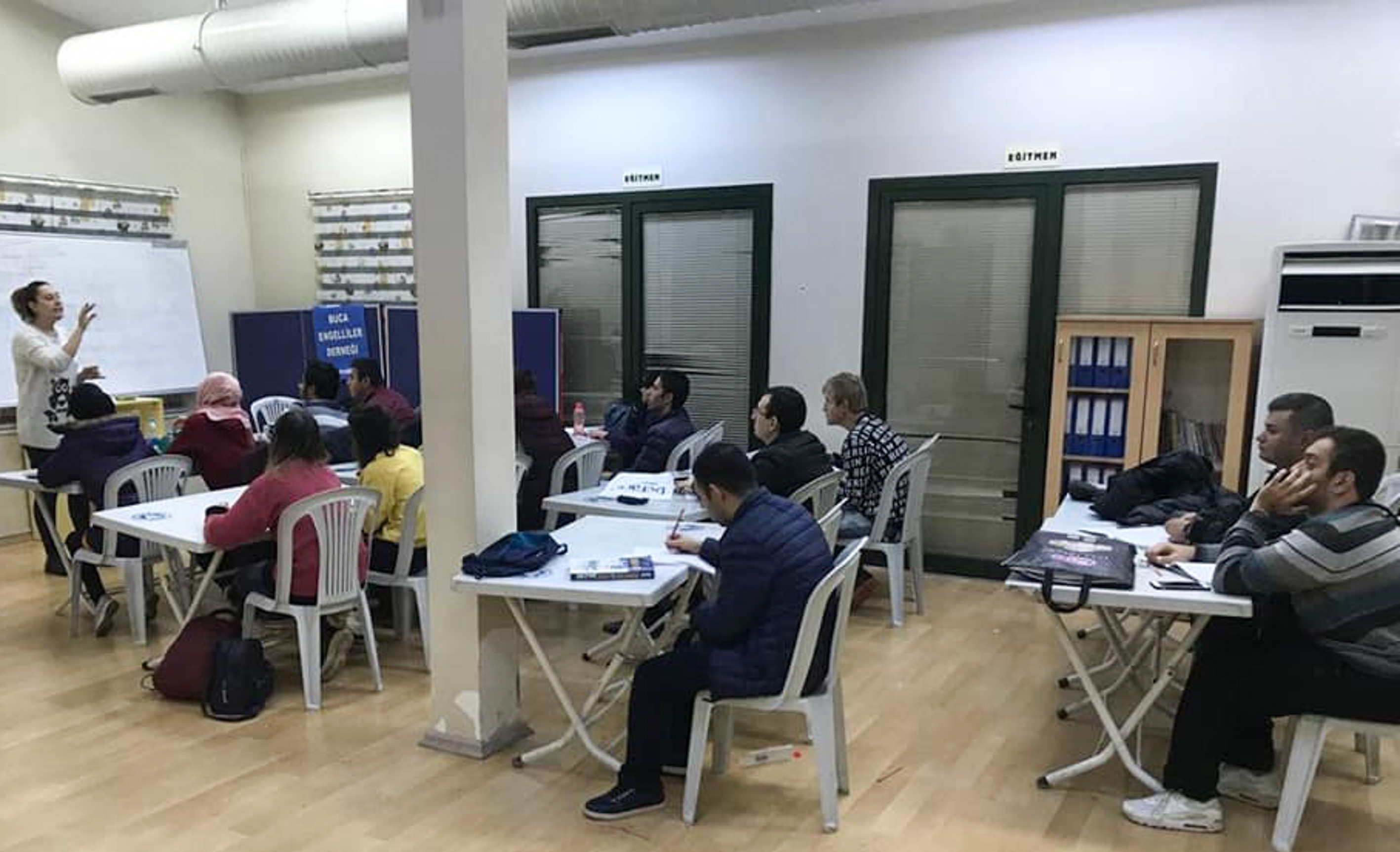 Buca Eğitimde Engelleri Kaldırıyor
