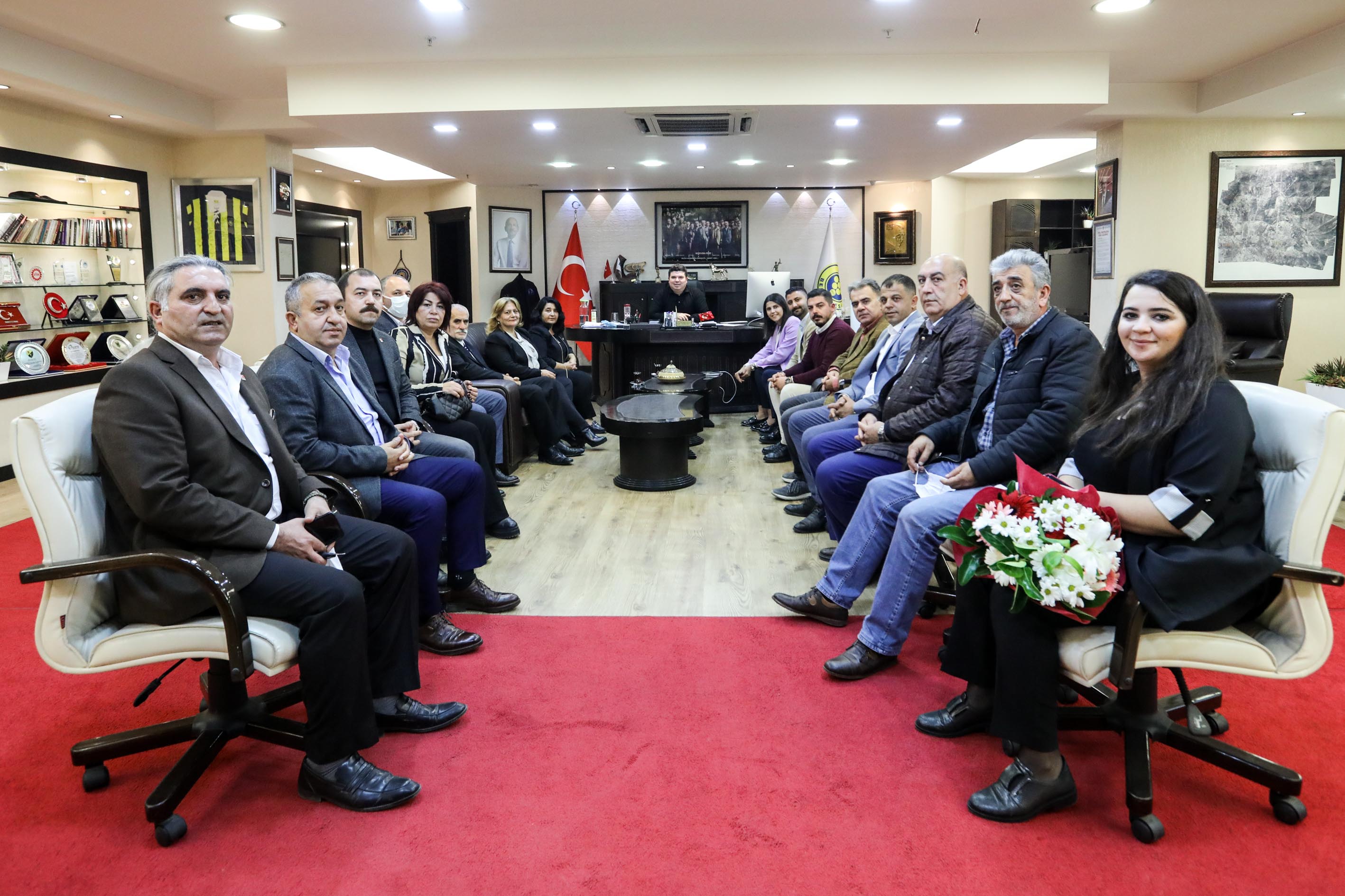 CHP Buca İlçe Başkanı Hacer Taş'tan Başkan Kılıç'a Ziyaret