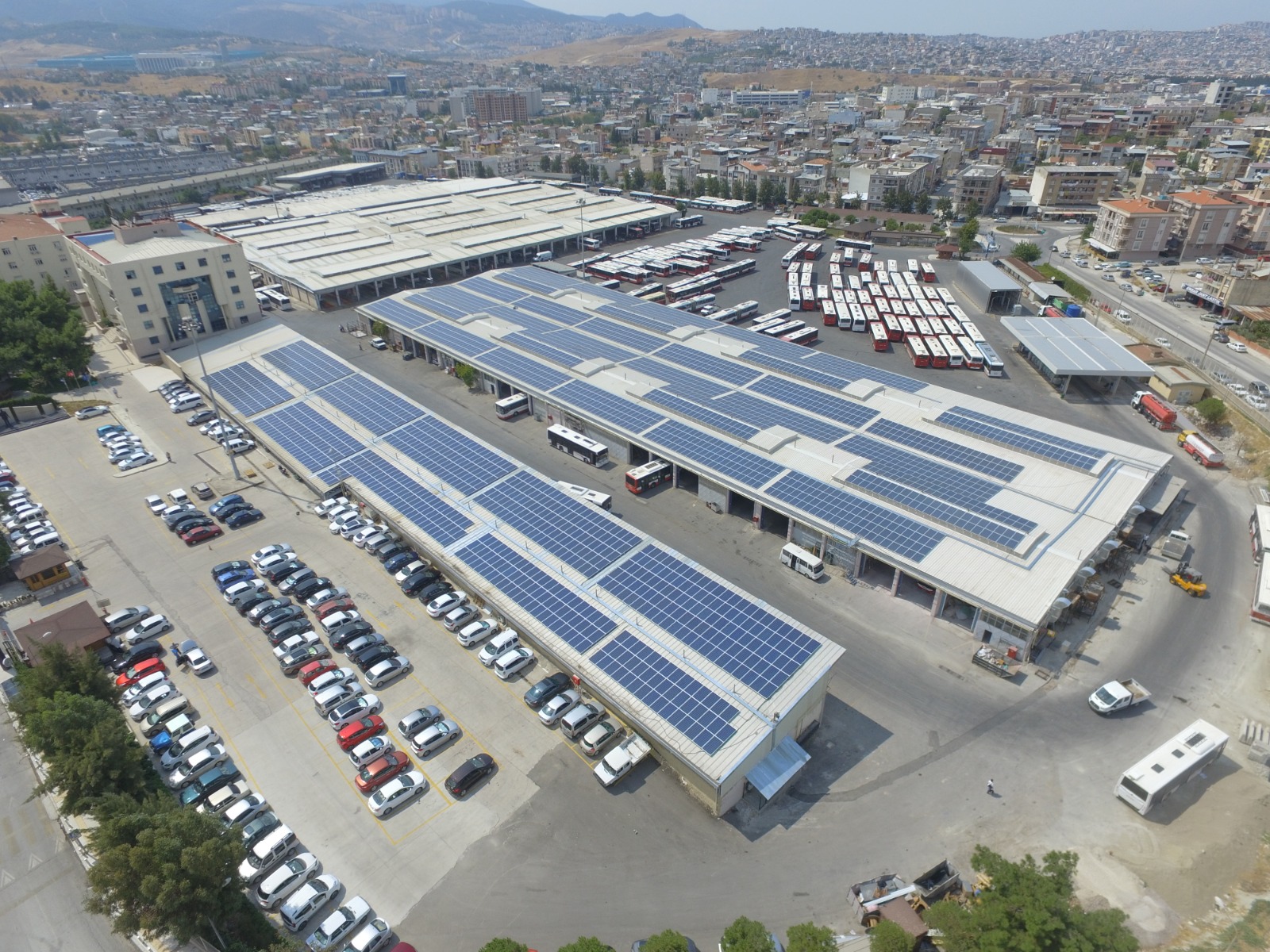 İzmir’e Ulaşım Filosu Gençleşiyor! 100 Elektrikli Otobüs ve 55 Midibüs Daha Geliyor