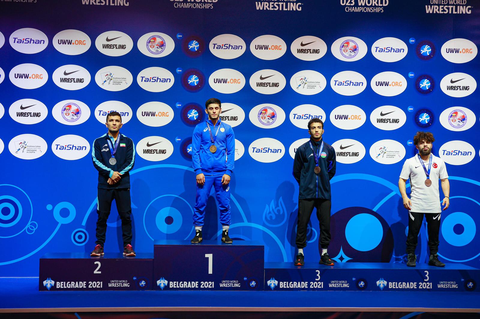 İzmirli Güreşçi'den Uluslararası Arenada Başarı