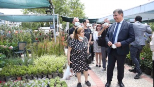 Karşıyaka'da Çiçek Festivali