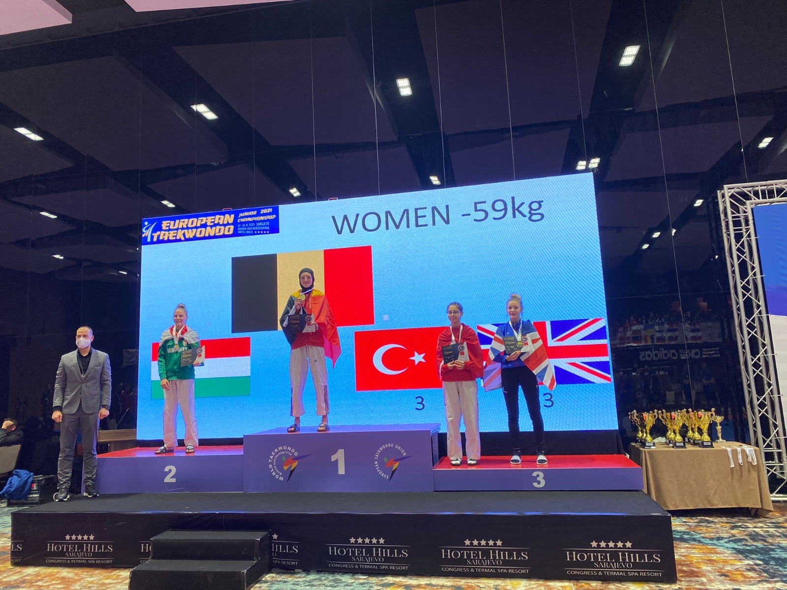 Tekvando'da Bronz Madalya İzmir'in
